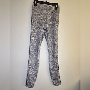 NIKE Women’s Dri-Fit Performance Leopard Print Sz Xs Leggings Running Athlete
